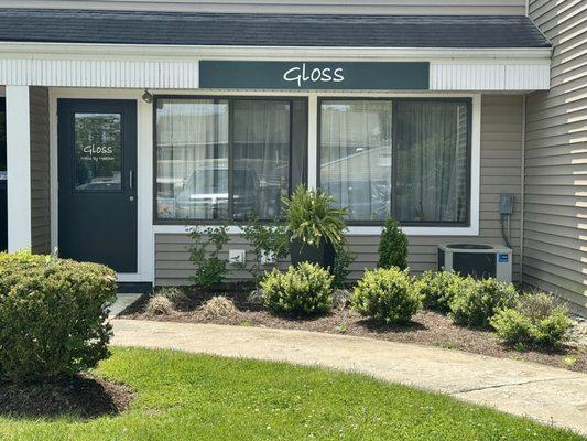 Exterior. So charming inside. Near Mannen Restaurant, Next door to the orthodontist office.