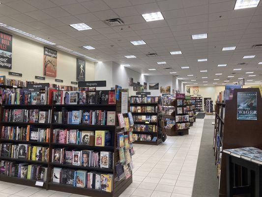 Barnes & Noble