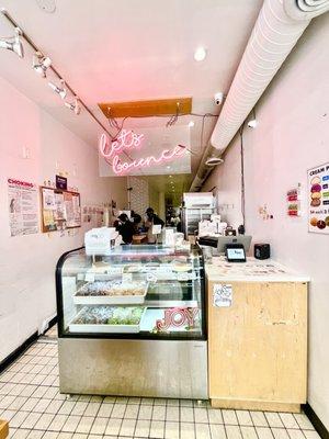 Let's Bounce Powered By Keki