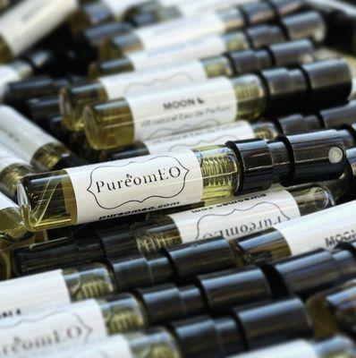 Moon Eau de Parfum samples.