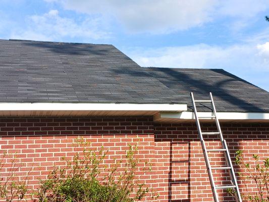 Deejay Young Roofing