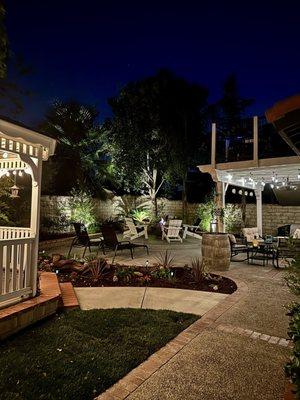 Universal Construction & Tile