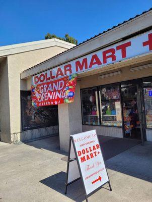 Dollar Mart
