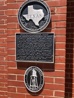 Palm Valley cemetery