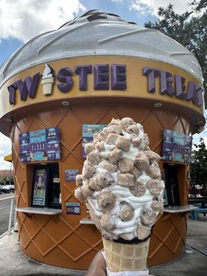 Twistee Treat