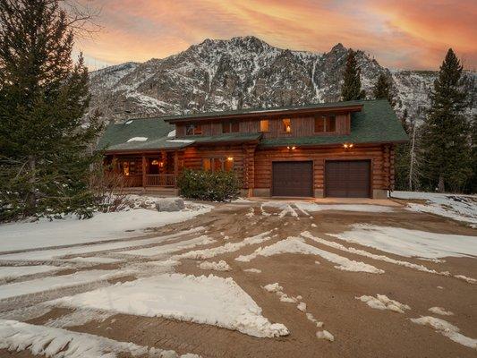 Lynnea Jean Creative