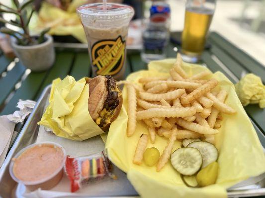 Primo Combo, no onions, and I'm in Love with the Coco dirty soda