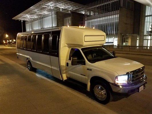 First Class Party Bus Limousine Services