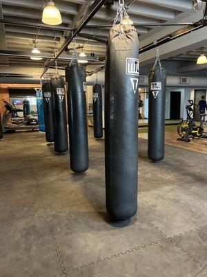 TITLE Boxing Club
