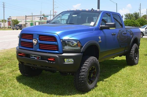 This Man of Steel was a project truck we recently did for Boniface-Hiers Ram Dodge. This is a 100% color changing wrap.