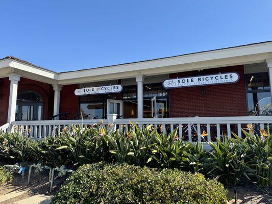 Solé Bicycles Encinitas storefront on S Coast Highway 101 -- your local bike shop for bike and e-bike sales, service, and rentals.