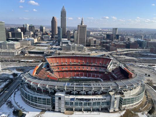 Cleveland helicopter tour with FlyHeli.