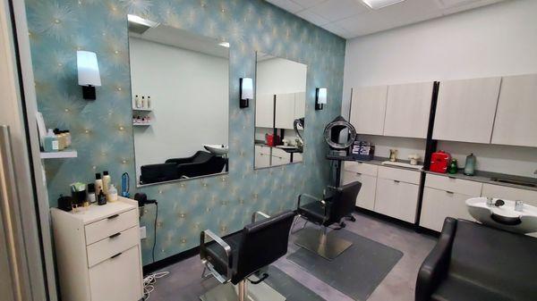 Mary Knaus Pro Salon