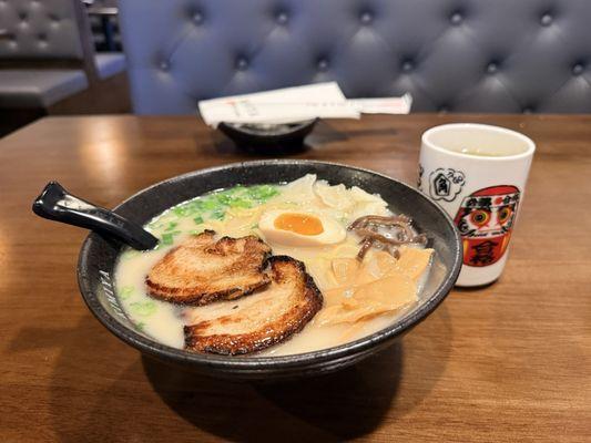Tonkatsu Ramen, hot green tea