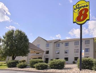 Super 8 by Wyndham Pittsburgh Harmarville
