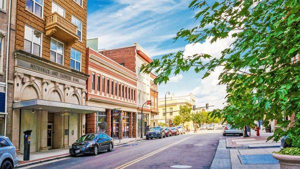 Renaldo Dorsey - Berkshire Hathaway HomeServices