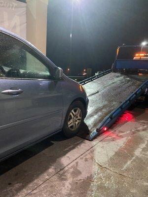 Rolling my car off just so I can unload my luggage. Then they loaded it again to take it to repair shop. Really pleased! Thanks David!!