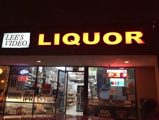 Lee Video & Liquors