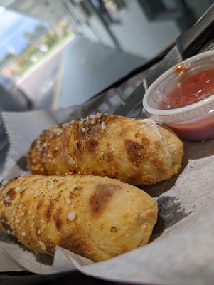 Slice Pizzeria & Wing House