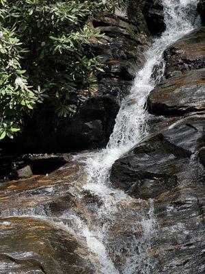 Dukes Creek Falls Trail
