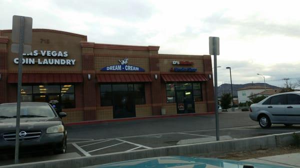 D's Mailbox and Smokeshop