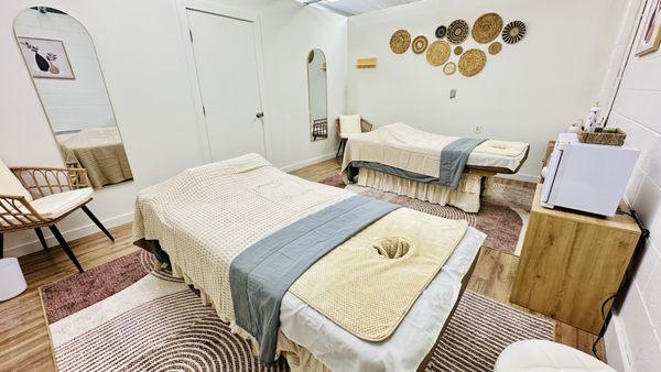 Couple Room Available