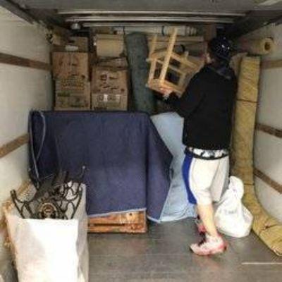 Hollywood furniture removal