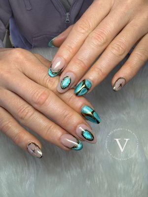 V Nail Studio