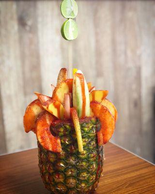 Piña Loca (crazy pineapple)