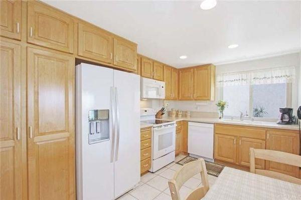 Bartczak Cabinets and Crown