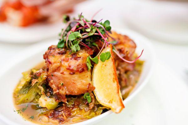 BACON WRAPPED SEARED JUMBO DIVER SCALLOPS
Applewood Bacon Wrapped Scallops Over Shaved Brussels Slaw with a Hot Bacon Drizzle