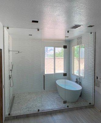 Indian Wells Glass & Mirror Inc