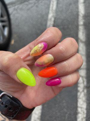 Neon fun SNS with custom design by Anna