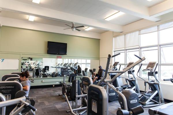 BAYVIEW YMCA
Fitness Center