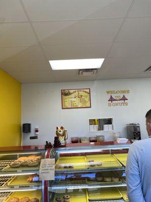 Golden Gate Donuts