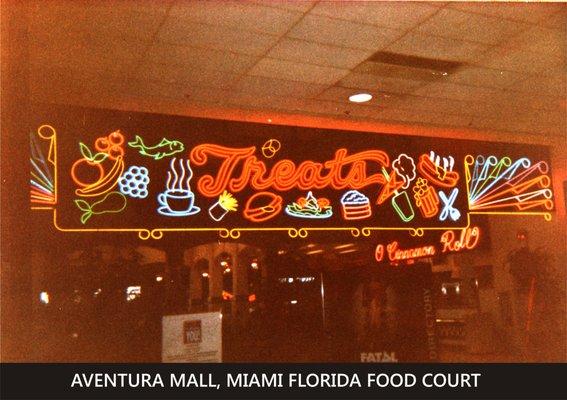 Food Court. Aventura mall Miami Florida
