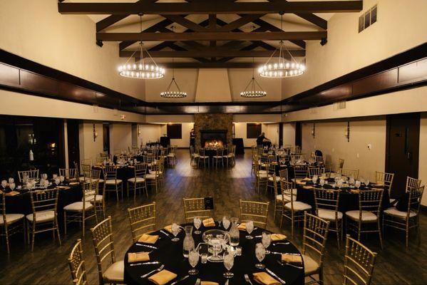 Theme was black and gold and they had the centerpieces, just added pearls