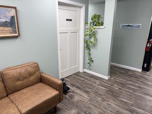 Priority Footwear Portland - Stark - clinic waiting area