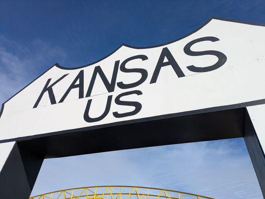 Route 66 Giant Drive Thru Shield