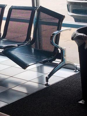 Lost Sock Coin Laundry - Blountville