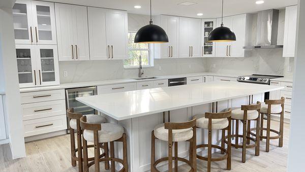 Fully renovated ! Look stunning