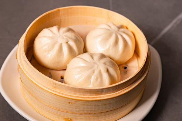 Steamed Custard Buns (3pcs)