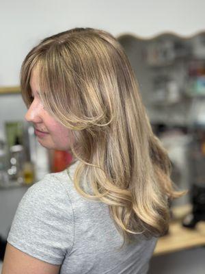 Air touch natural blonde