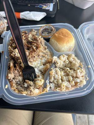 Kaluha pork with white rice and Mac salad. better than Kona Hawaiian Hands down.