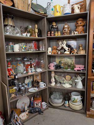 Carriage Place Crafts & Antiques