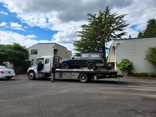 Gresham Towing