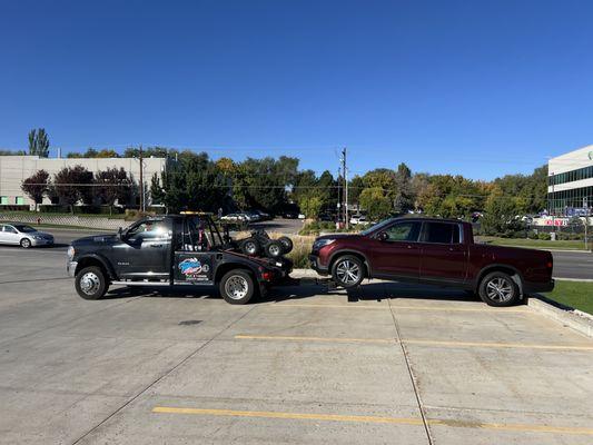 A&H Towing