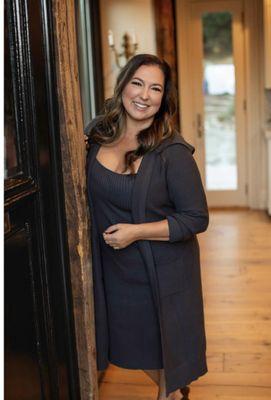 Christine did the make up for this photoshoot. Photography by Betsy King Photography.