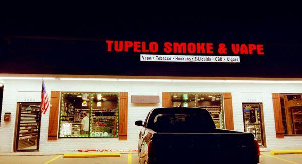 Tupelo Smoke & Vape