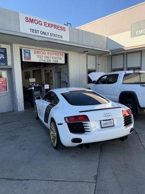 2010 AUDI R8 4.2 QUATTRO